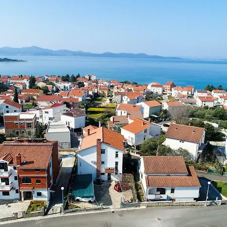 Ivan Apartman Zára